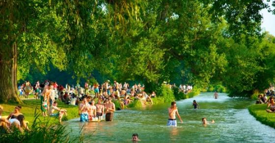 132 Content Song Bien Tren Mat Kenh Trung Tam Thanh Pho Munich5 1