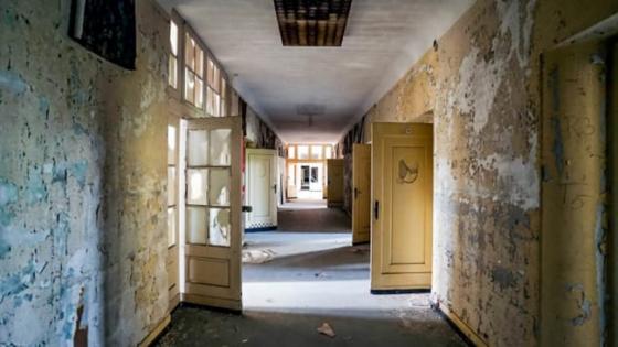 132 2 Can Cu Quan Su Lien Xo Bo Hoang Giua Long Nuoc Duc