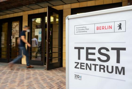 132 1 Nguoi Dan Berlin Tiep Tuc Duoc Xet Nghiem Covid 19 Mien Phi