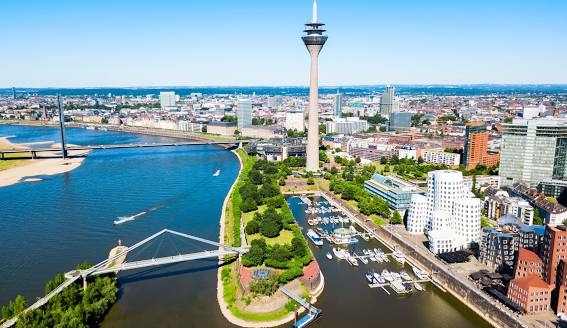 1 Dusseldorf Vien Ngoc An Giau Cua Duc